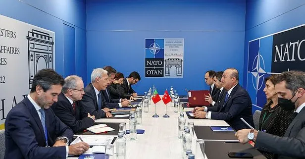Dışişleri Bakanı Mevlüt Çavuşoğlu’ndan Bükreş’te önemli temaslar: Estonyalı ve Portekizli mevkidaşlarıyla görüştü