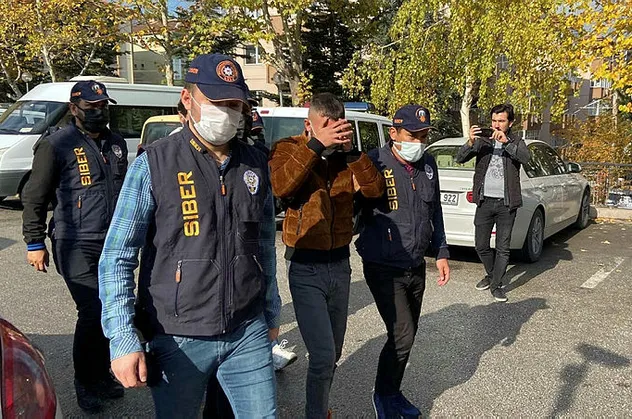 Sahte ilanlarla kapora alarak kayıplara karışan çete çökertildi