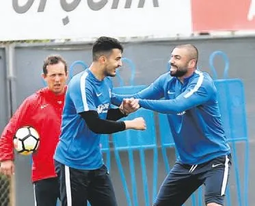 Kazanan kadroyu bozmayacak