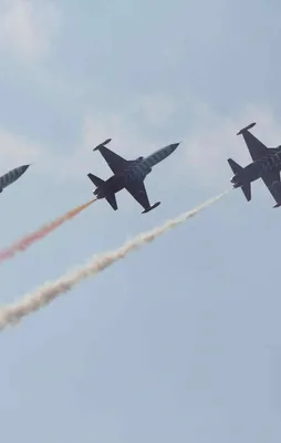 Türk Yıldızları şehit Eren Bülbül için uçtu