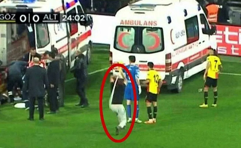 olayli-izmir-derbisinde-karar-verildi-goztepe-altay-macinda-isaret-fisegi-atan-saniga-15-yil-hapis-1714749468219.jpeg Olaylı İzmir derbisinde karar verildi! Göztepe-Altay maçında işaret fişeği atan sanığa 15 yıl hapis-8