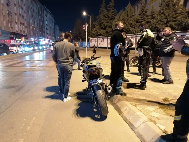fena-kaza-iki-motosikletli-carpisti-1637002068155.jpg Fena kaza! İki motosikletli çarpıştı-2