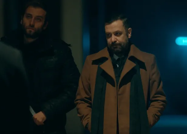 cukurun-yildiz-isminin-veda-soku-herkesi-isyan-ettirdi-izleyiciler-gelecek-hafta-soku-yasayacak-1606935232971.jpg Çukur'un yıldız isminin veda şoku! Herkesi isyan ettirdi! İzleyiciler gelecek hafta şoku yaşayacak-5