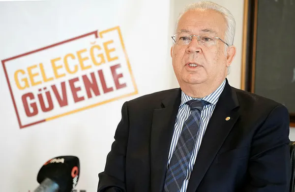 galatasarayda-secim-kaosu-baskan-adaylari-metin-ozturk-ve-esref-hamamcioglundan-burak-elmasa-cagri-geregini-ya-1651234903543.jpg Galatasaray'da seçim kaosu! Başkan adayları Metin Öztürk ve Eşref Hamamcıoğlu'ndan Burak Elmas'a çağrı: Gereğini yapın-3