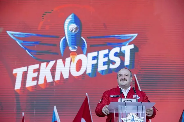 Sanayi ve Teknoloji Bakanı Mustafa Varank "Azerbaycan TEKNOFEST teknoloji serüveninde mihenk taşı olacak"