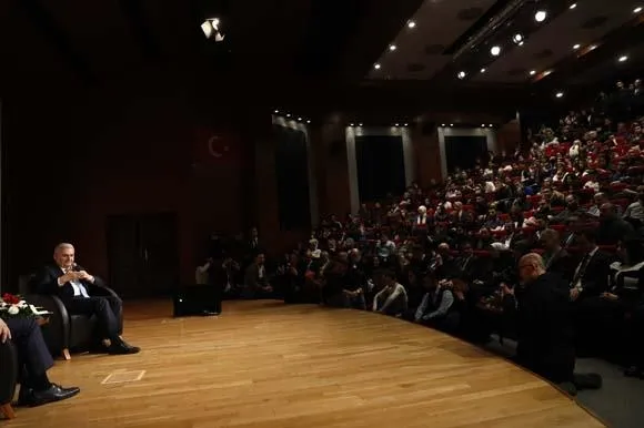 Binali Yıldırım 'Şansımızı deneyelim' diyerek konuşma sırasında Cumhurbaşkanı Erdoğan'ı aradı-2
