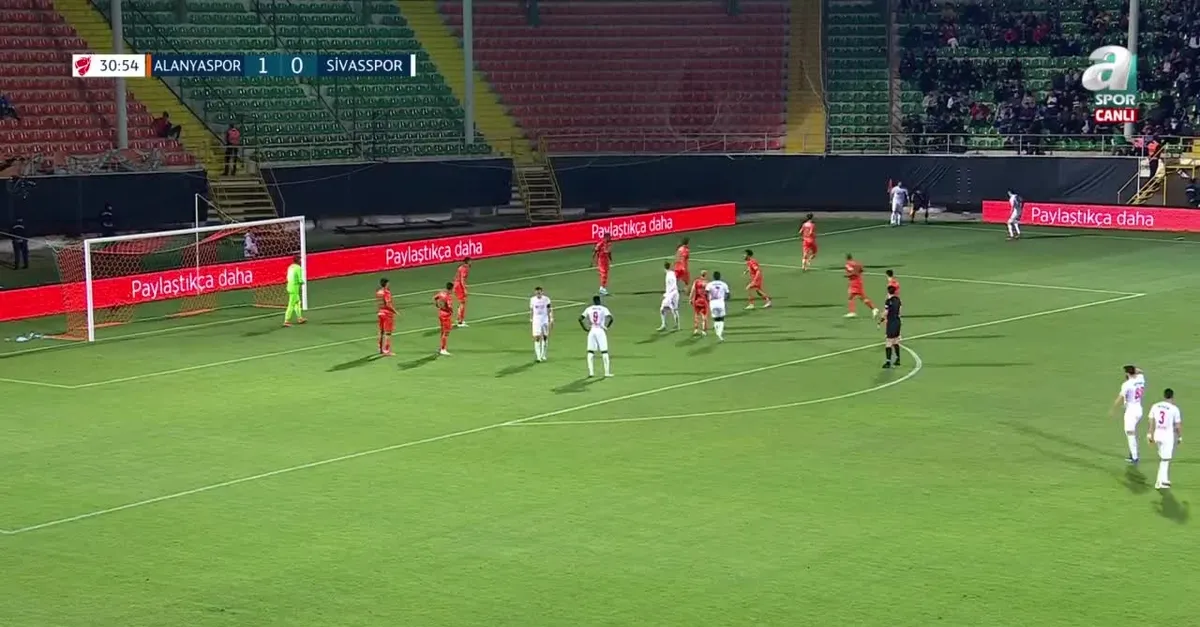 Alanyaspor 1-1 Sivasspor (GOL: Yatabare)