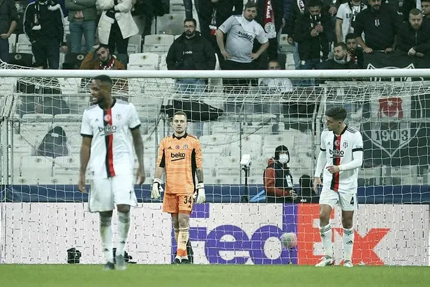 kartal-evinde-kaybetti-besiktas-1-2-ajax-mac-sonucu-1637782656157.jpeg Kartal evinde kaybetti! Beşiktaş 1-2 Ajax | MAÇ SONUCU-2