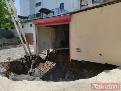 SON DAKİKA: İstanbul Ümraniye’de garajda çökme meydana geldi! 2 bina boşaltıldı