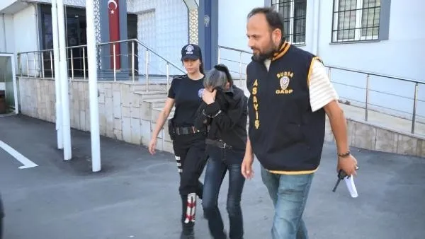 Yeğenini 1 yıl boyunca 'çöp ev'de odaya kilitleyen vicdansız teyzeye 27 yıl hapis istemi-9
