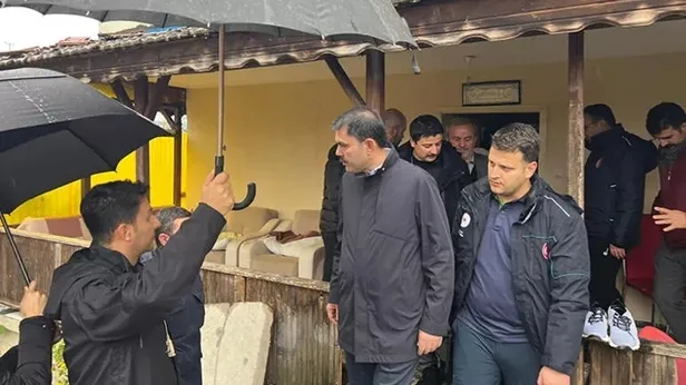 yarin-okullar-tatil-mi-25-kasim-2022-cuma-okullar-acik-mi-kapali-mi-duzce-istanbul-ankara-izmir-canakkale-1669317790512.jpeg YARIN OKULLAR TATİL Mİ? 25 Kasım 2022 Cuma okullar açık mı, kapalı mı? Düzce, İstanbul, Ankara, İzmir, Çanakkale...-3