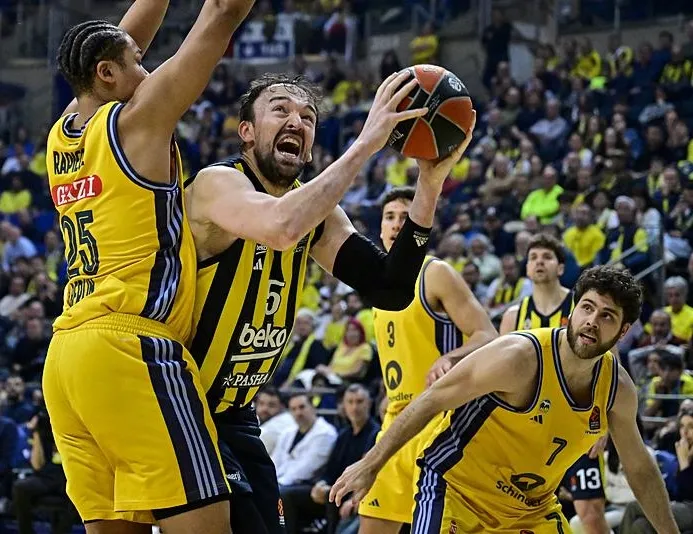 Fenerbahçe Beko Alba’yı ezdi geçti