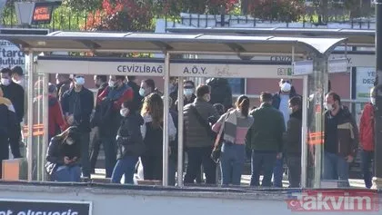 Koronavirüs vakalarının rekor kırdığı İstanbul’da toplu taşımalarda yaşanan yoğunluk endişe veriyor!