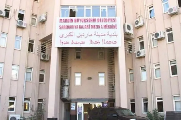 HDP’li Ahmet Türk’ün başkan olduğu Mardin Büyükşehir Belediyesi’nde borç gırtlağa dayandı