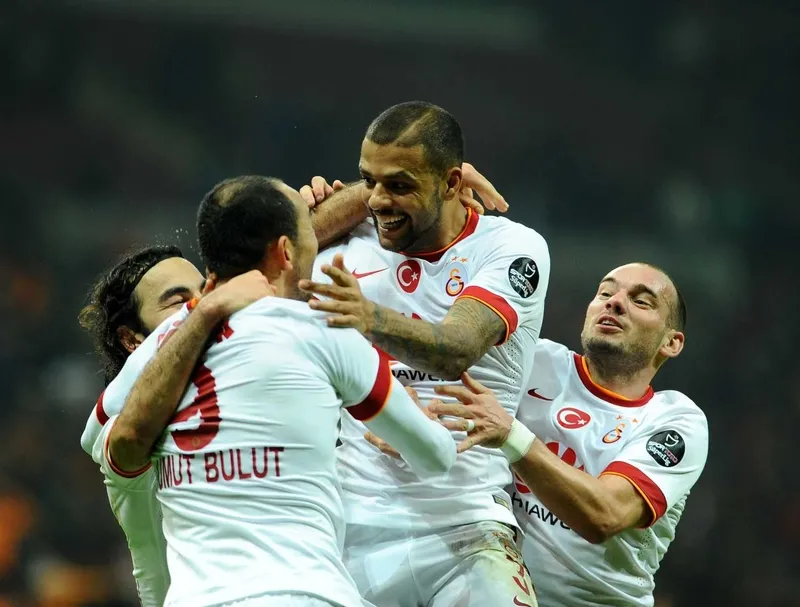 felipe-melodan-fenerbahce-aciklamasi-kadikoydeki-sampiyonluk-kutlanmali-1775754429741.jpg Felipe Melo'dan Fenerbahçe açıklaması! "Kadıköy'deki şampiyonluk kutlanmalı"-2