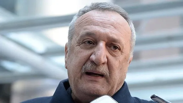 eski-icisleri-bakani-mehmet-agar-yalikavak-marinadaki-gorevinden-ayrildi-1622230648258.jpg Eski İçişleri Bakanı Mehmet Ağar Yalıkavak Marina'daki görevinden ayrıldı-6