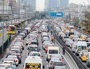 Zorunlu kış lastiği uygulaması resmen başladı! Takmayan yandı: Cezası 625 TL