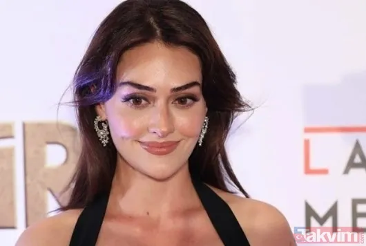 Gökhan Töre'nin eski eşi Esra Bilgiç'in yeni aşkı ortaya çıktı! Sabancılara bir gelin daha geliyor! Kameraları görünce bir hayli panikledi - 2