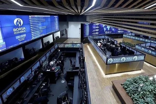 borsa-gunu-yukselisle-kapatti-bist-100-endeksi-yuzde-189-deger-kazandi-1726587332305.jpeg Borsa günü yükselişle kapattı! BIST 100 endeksi, yüzde 1,89 değer kazandı-1
