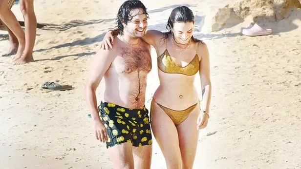 asli-bekiroglu-can-kocan-baristi-mi-cinsel-icerikli-fotograflari-ifsa-olmustu-asli-bekiroglu-can-kocan-sevgili-1655904319084.jpg Cinsel içerikli fotoğrafları ifşa olmuştu! Aslı Bekiroğlu Can Koçan barıştı mı? Aslı Bekiroğlu Can Koçan sevgili mi oldu, neden ayrılmışlardı?-3