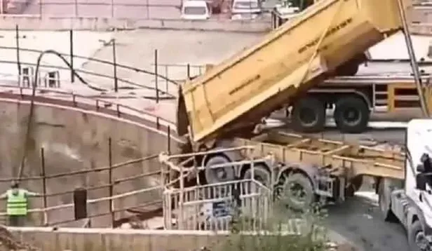 chpli-ekrem-imamoglu-yonetimindeki-ibb-yapimina-baslanan-sancaktepe-yenidogan-metro-hattini-durdurma-karari-aldi-1622754515982.jpeg CHP'li Ekrem İmamoğlu yönetimindeki İBB yapımına başlanan Sancaktepe Yenidoğan metro hattını durdurma kararı aldı!-2