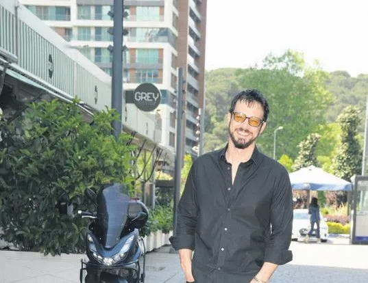 Özcan Deniz çok klas birisi