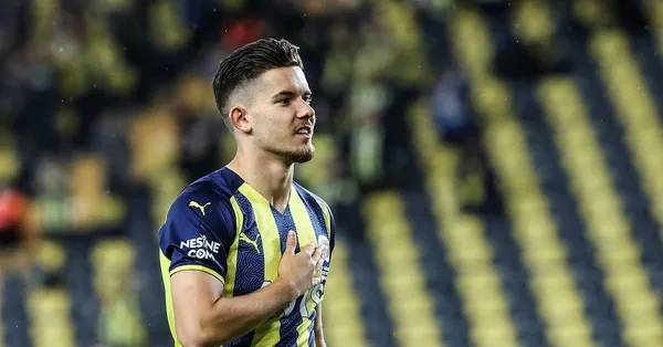 ozel-haber-i-fenerbahcede-ferdi-kadioglu-panigi-o-da-gidecek-mi-1645173880473.jpeg Özel Haber I Fenerbahçe'de Ferdi Kadıoğlu paniği! O da gidecek mi?-4