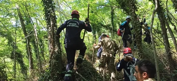 ormanda-kaybolan-sehmus-mucize-kurtulusu-anlatti-bogurtlen-yiyerek-hayatta-kaldim-1658316056656.jpg Ormanda kaybolan Şehmus mucize kurtuluşu anlattı: Böğürtlen yiyerek hayatta kaldım-4