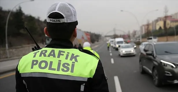 İstanbul'da 29 Ekim dolayısıyla bazı yollar trafiğe kapatıldı! İşte alternatif güzergahlar