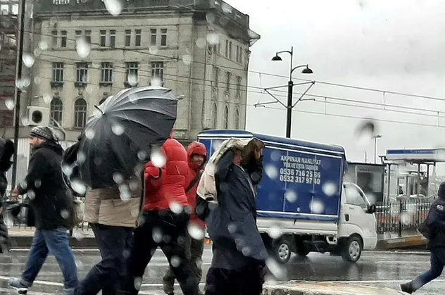 Meteoroloji'den sağanak yağış ve çığ tehlikesi uyarısı | 27 Şubat hava durumu