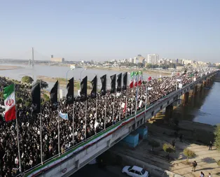 Kasım Süleymani için Ahvazda cenaze töreni