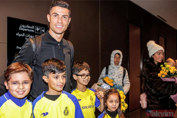 Sansasyonel transfer sansasyonel imza! Al Nassr'dan Cristiano Ronaldo için tören: "Çok rekor kırdım, biraz da burada kırayım" - 28
