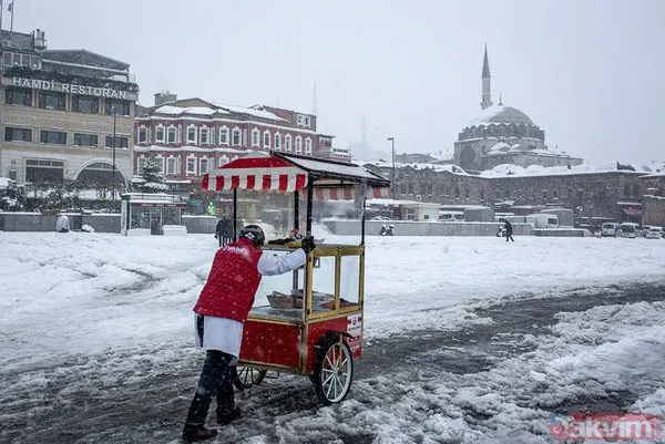 Batı Karadeniz Parçalı, Yer Yer Çok Bulutlu Geçeceği Tahmin Ediliyor. Bölgenin İç Kesimlerinde Buzlanma Ve Don Olayı İle Birlikte Pus Ve Yer Yer Sis Görüleceği...