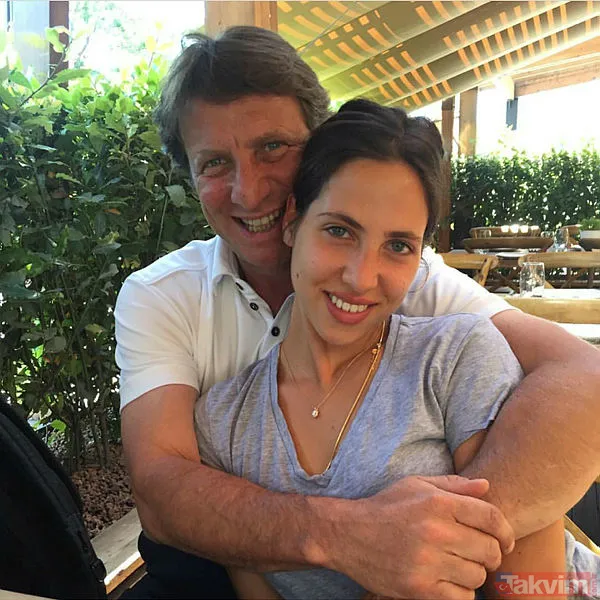 Yeşilçam'ın ateşli güzeli Ahu Tuğba'nın polis kızı Anjelik'i görenler dönüp bir daha bakıyor! Annesi 'doğal güzellik' notuyla paylaştı - 17