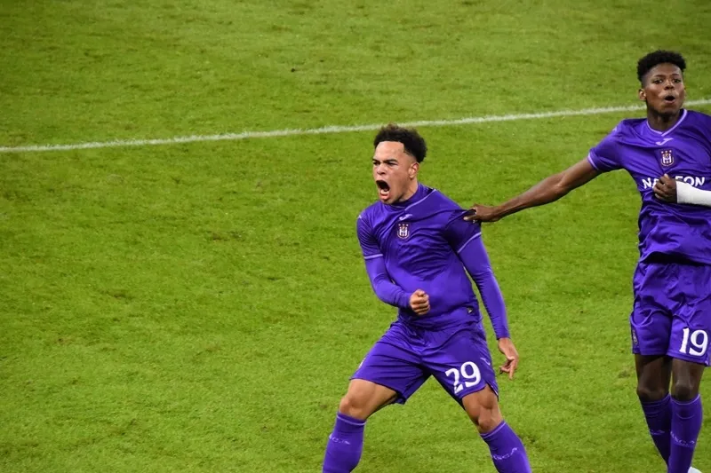 Transferde geleceğin yıldızları Fenerbahçe'ye! - 25