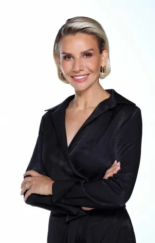 Esra Erol Youtube’da rekor kırdı!