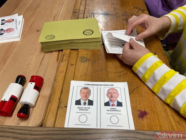 İlk Turda 3 Aday Yarıştı Cumhur İttifakı Adayı Recep Tayyip Erdoğan, Kemal Kılıçdaroğlu, Memleket Partisi'nin Adayı Muharrem İnce Ve Ata İttifakı'nın Adayı...