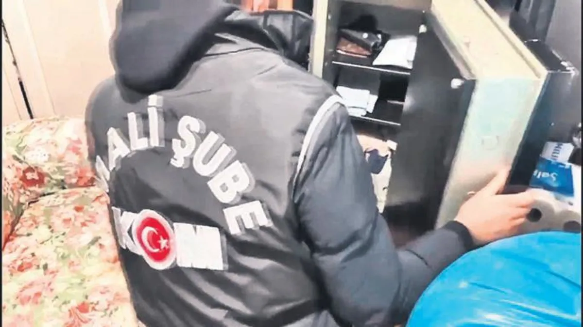 Kapalıçarşı’da 9 milyarlık vurgun: 10 tutuklama