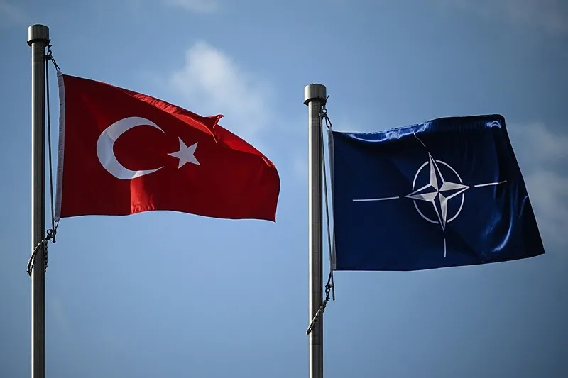 bakan-yasar-gulerden-avrupaya-nato-ve-guvenlik-uyarisi-turkiye-basat-uye-1783410318314.jpeg Bakan Yaşar Güler'den Avrupa'ya NATO ve güvenlik uyarısı: Türkiye başat üye!-2