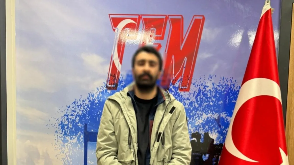 PKK'nın sözde "Paris kuzey gençlik kolu sorumlusu" yakalandı! Kırmızı bültenle aranıyordu