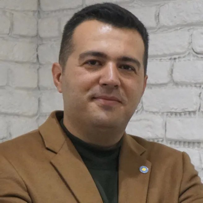 Eski danışmanı Meral Akşeneri bombaladı! Hasan Sami Özvarinliden isim isim FETÖ ifşası