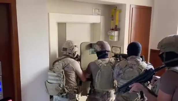 Son dakika: PKK soruşturmasında CHP'li Mersin Büyükşehir Belediyesi personeli 18 kişi için operasyon!