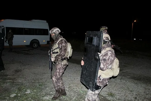 denizlide-teror-orgutu-pkk-ve-fetoye-operasyon-7-gozalti-1626103601409.jpeg Denizli'de terör örgütü PKK ve FETÖ'ye operasyon! 7 gözaltı-1