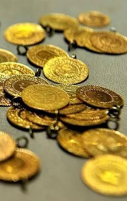 Çeyrek altın haftaya düşüşle başladı