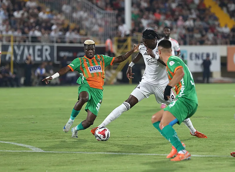 Sergen Yalçın'dan yeni transfer kararı! İlk 11'ini netleştirdi - 8