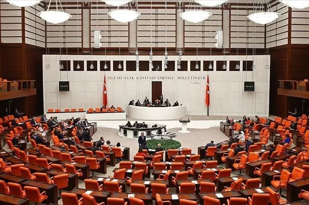 AK Parti'den binlerce kişiyi ilgilendiren torba teklifi! Meclis'e sunuldu! O cezalar uzatılacak