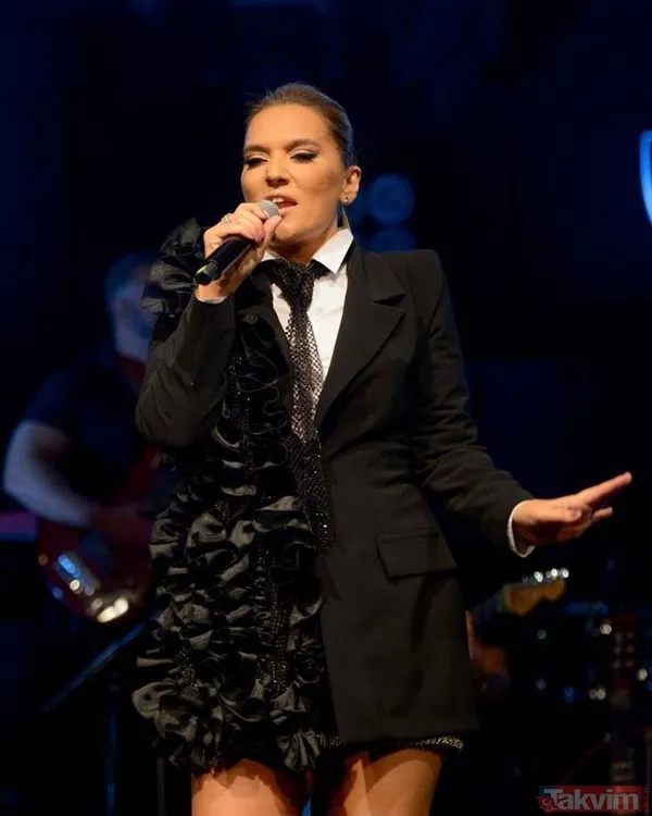 Demet Akalın'dan yıllarca kanlı bıçaklı olduğu Hande Yener'e doğum günü kutlaması "İyi ki doğdun kraliçe" - 13