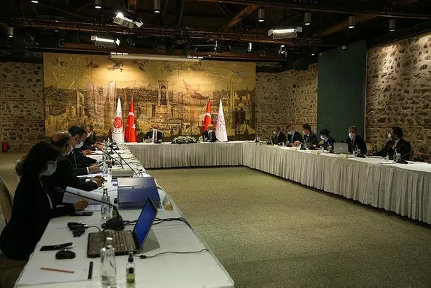 Son dakika: Hazine ve Maliye Bakanı Lütfi Elvan ile Adalet Bakanı Abdulhamit Gül, TÜSİAD üyeleriyle bir araya geldi-3