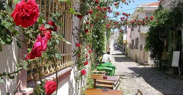 Cunda Adası'nın diğer adı nedir?