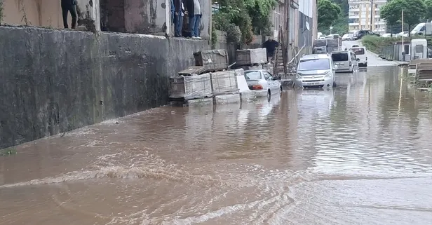 HAVA DURUMU | Rize’yi sel vurdu yeni yağış alarmı verildi! Bugün hava nasıl olacak? Meteoroloji hava durumu raporunu yayınladı